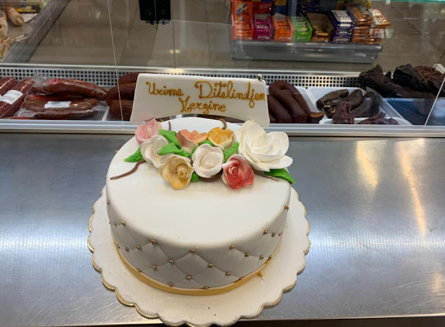 Comentarii opinii despre Marché de l'Etraz