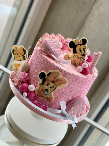 Miri from Mybaguette - Gastronomie und Hotellerie