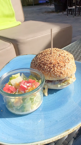 Opinii despre EIGER+ cafe lounge în Grindelwald - Gastronomie und Hotellerie