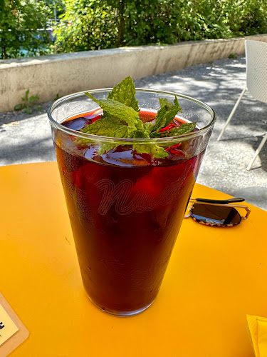 Comentarii opinii despre Nude