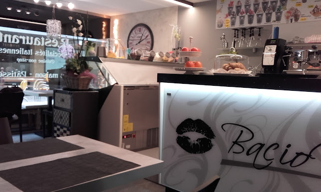 Comentarii opinii despre Bacio Nero, restaurant, glaces maison, focacceria, café et bar