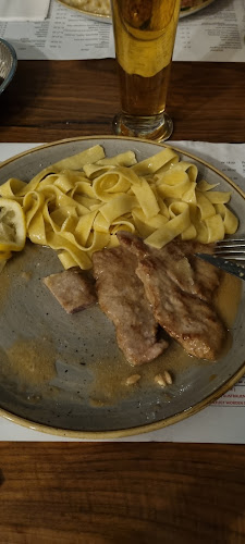 Opinii despre Centro am Barfi în Basel - Gastronomie und Hotellerie