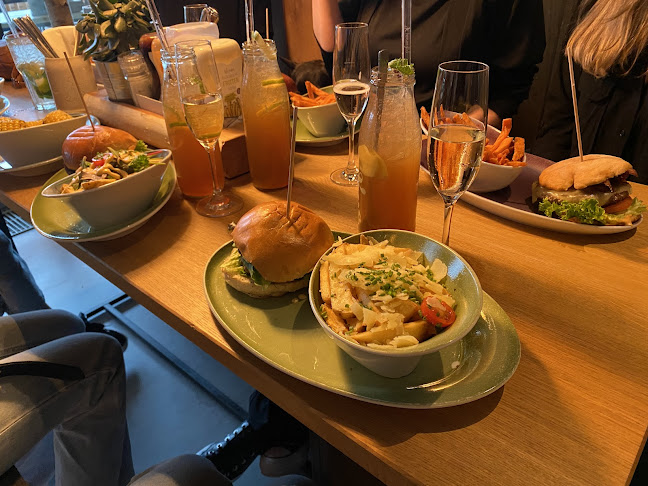 Comentarii opinii despre HANS IM GLÜCK - CHUR City West