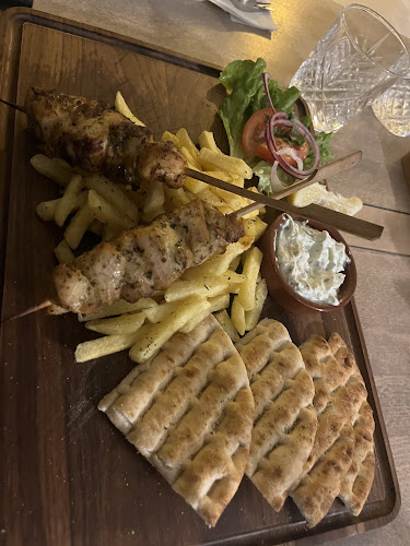 Nostos Greek Bistro - Gastronomie und Hotellerie