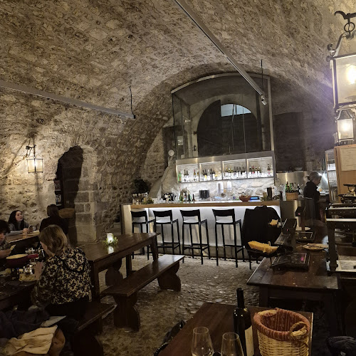 Caveau de Nyon - Gastronomie und Hotellerie