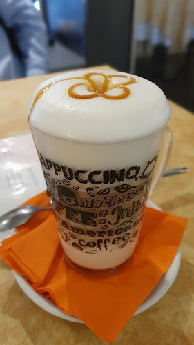 Comentarii opinii despre Angolo Dolce • Caffé-Bar • Pasticceria • Gelateria • Ristorante