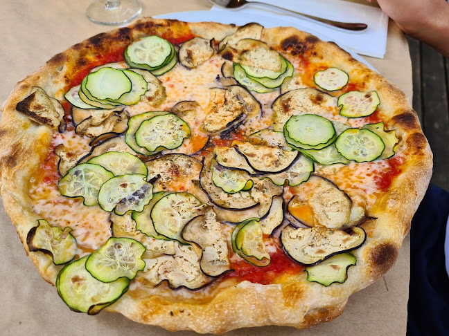 Pizza Vino - Gastronomie und Hotellerie