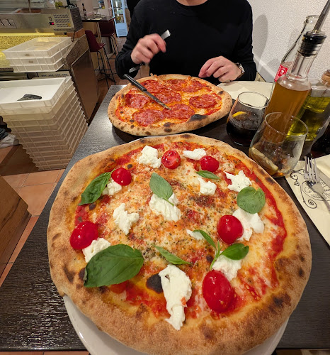 Opinii despre La Cantinella în Geneva - Gastronomie und Hotellerie