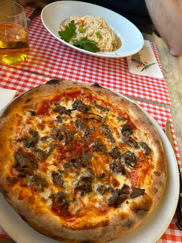 Opinii despre Restaurant il Faro Dübendorf Militärflugplatz în Dübendorf - Gastronomie und Hotellerie