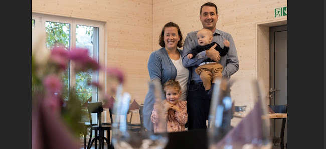 Comentarii opinii despre Neugut Angus