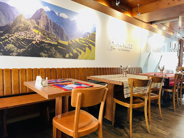 Restaurant Papagei by Miski Takiy