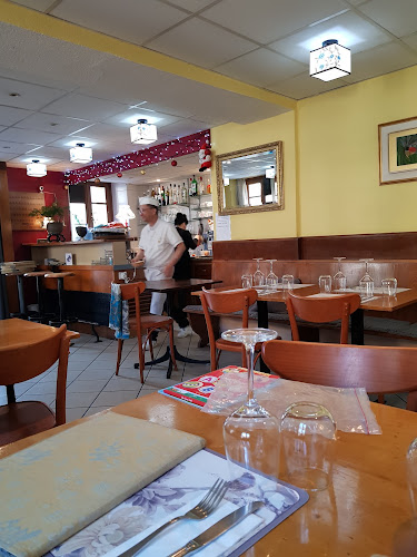 Hôtel de l'Ecusson Vaudois - Gastronomie und Hotellerie