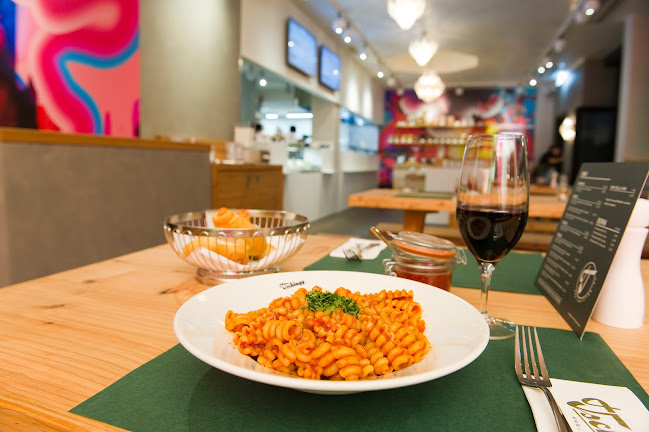 Opinii despre Tschingg Stauffacher în Zürich - Gastronomie und Hotellerie