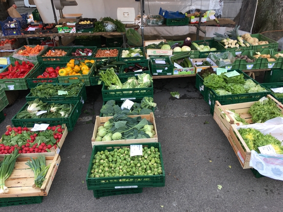 Opinii despre Wochenmarkt Sankt-Stephans-Platz în Kreuzlingen - Gastronomie und Hotellerie