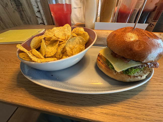 Comentarii opinii despre HANS IM GLÜCK - CHUR City West