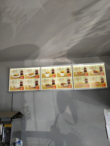 Opinii despre Yammy Chicken în Lugano - Gastronomie und Hotellerie