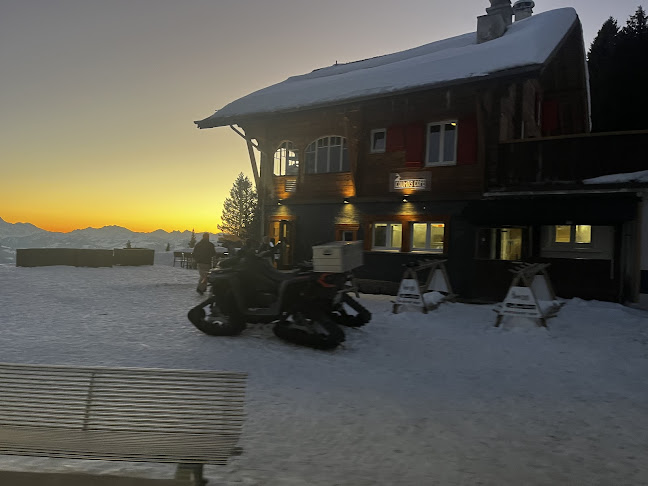 Opinii despre Chums Cafe Bretaye în Villars-sur-Ollon - Gastronomie und Hotellerie