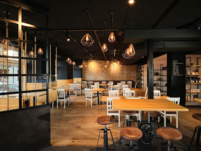 Two Hands Restaurant