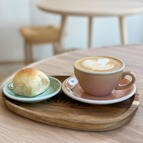 Kape Hiraya - Filipino Specialty Café (im PAPA ORO's Brugg) - Gastronomie und Hotellerie