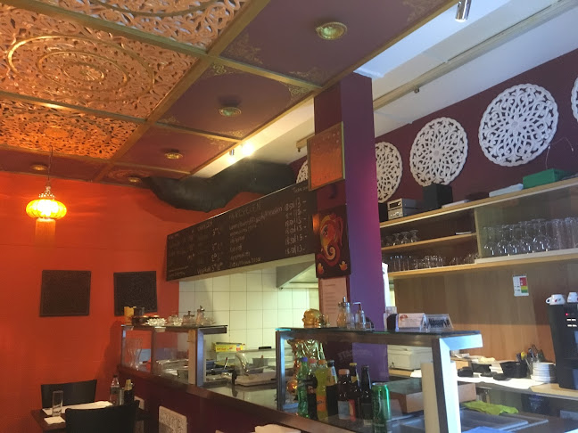 Don't Worry Eat Curry - Gastronomie und Hotellerie