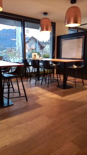 Opinii despre Remo Wüst Bäckerei + Konditorei AG în Wangen - Gastronomie und Hotellerie