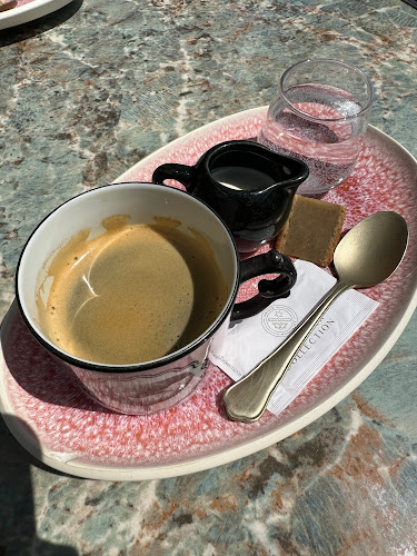 Comentarii opinii despre Roof Garden