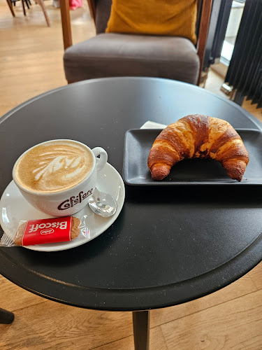 Comentarii opinii despre Cafe Macarius