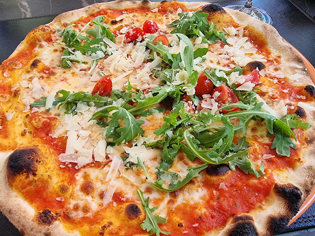 Im Lerchenfeld 2, 9535 Wilen