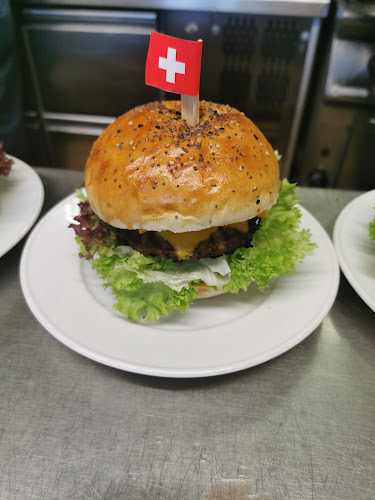 Opinii despre Farsi Food & La Campana în St. Gallen - Gastronomie und Hotellerie