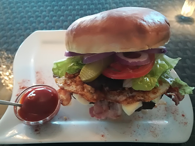 Comentarii opinii despre Aloha Café