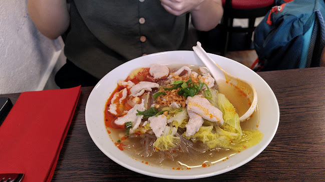 Long Wai - Gastronomie und Hotellerie