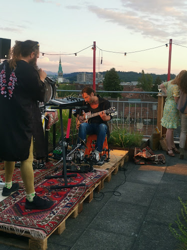 Comentarii opinii despre Bar8