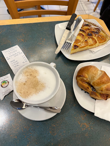 Av. de la Gare 2, 1003 Lausanne