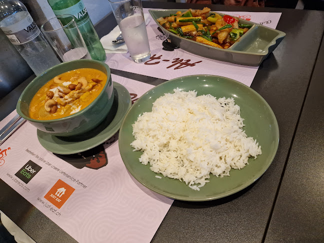 Opinii despre Ah-Hua în Zürich - Gastronomie und Hotellerie