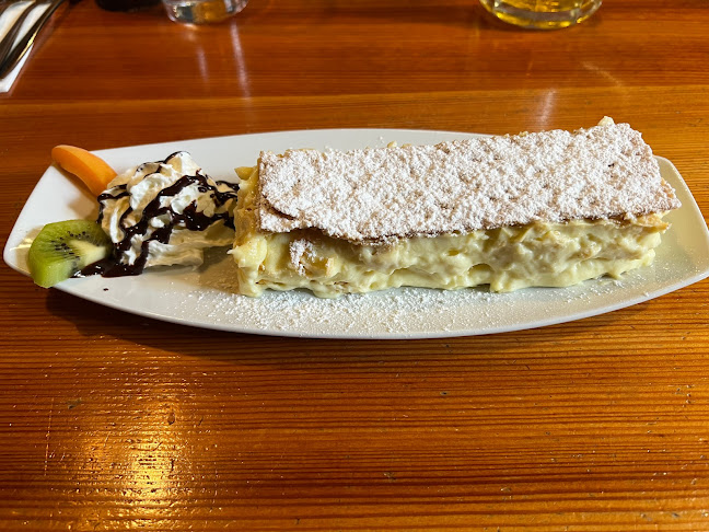 Opinii despre Restaurant Bättmerhitta în Bettmeralp - Gastronomie und Hotellerie