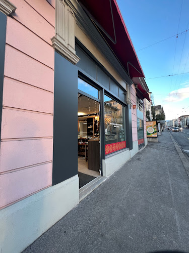 Comentarii opinii despre Ugarit