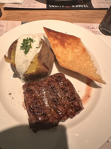 Opinii despre TENDER & LOINS în Basel - Gastronomie und Hotellerie