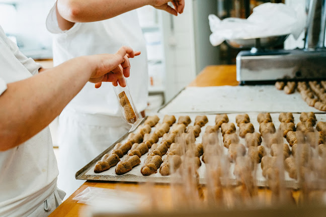 Opinii despre Kreuzbäckerei AG în Sarnen - Gastronomie und Hotellerie