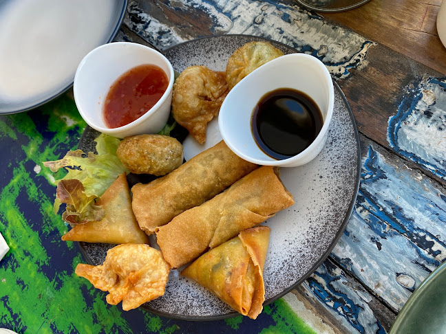 Comentarii opinii despre Mandalay Thu ( မန္တလေးသူ ) ( Haung Asian)