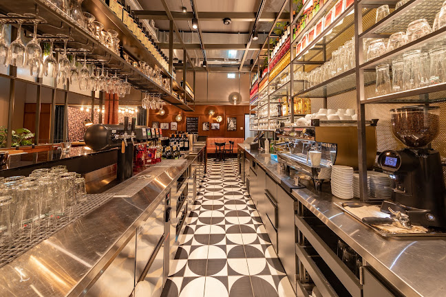 L'Osteria Basel Plaza