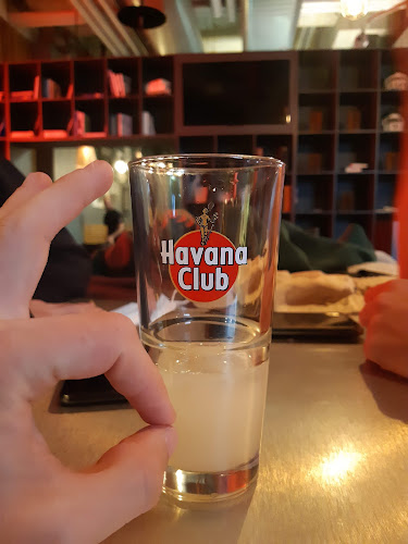 Opinii despre Taphouse Burgers & Ales EPFL în Lausanne - Gastronomie und Hotellerie