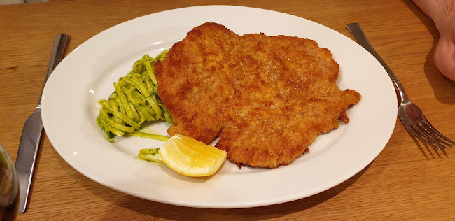 13’80 Bar & Restaurant