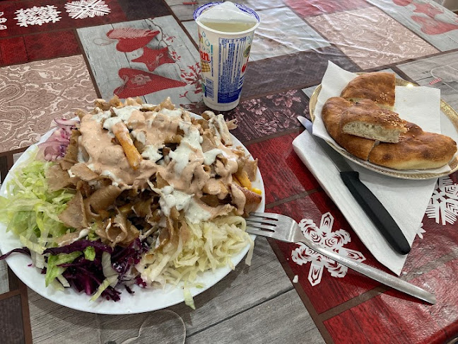 Opinii despre Haus des Kebaps în Riehen - Gastronomie und Hotellerie