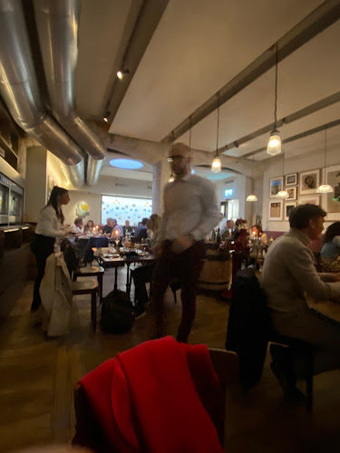 Comentarii opinii despre Le Caveau de Bacchus