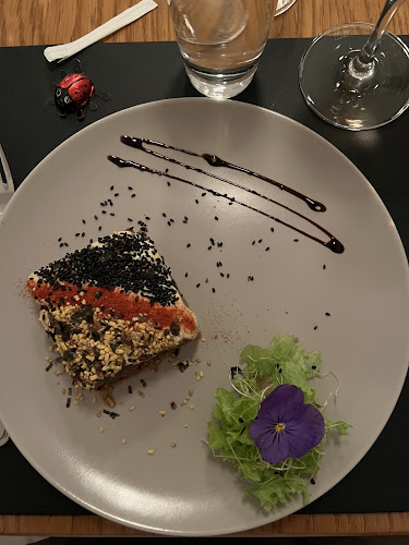 Zürcherstrasse 2, 8852 Altendorf