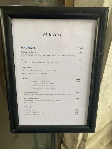 Opinii despre Dialogue café bar Tea-Room în Geneva - Gastronomie und Hotellerie