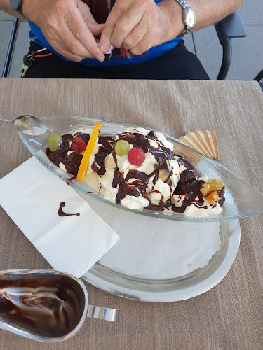 Opinii despre Restaurant Rosengarten în Gossau - Gastronomie und Hotellerie