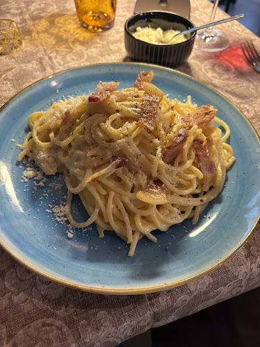 Opinii despre La Vita è Bella în Le Locle - Gastronomie und Hotellerie