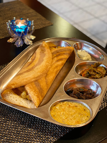 Don't Worry Eat Curry - Gastronomie und Hotellerie