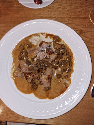 Opinii despre Gasthof Falken în Zürich - Gastronomie und Hotellerie